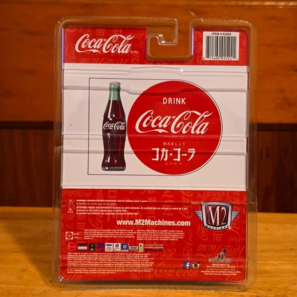 M2 Machines Coca Cola 1970 Nissan Fairlady Z432 - LIMITED EDITION - Picture 6 of 8